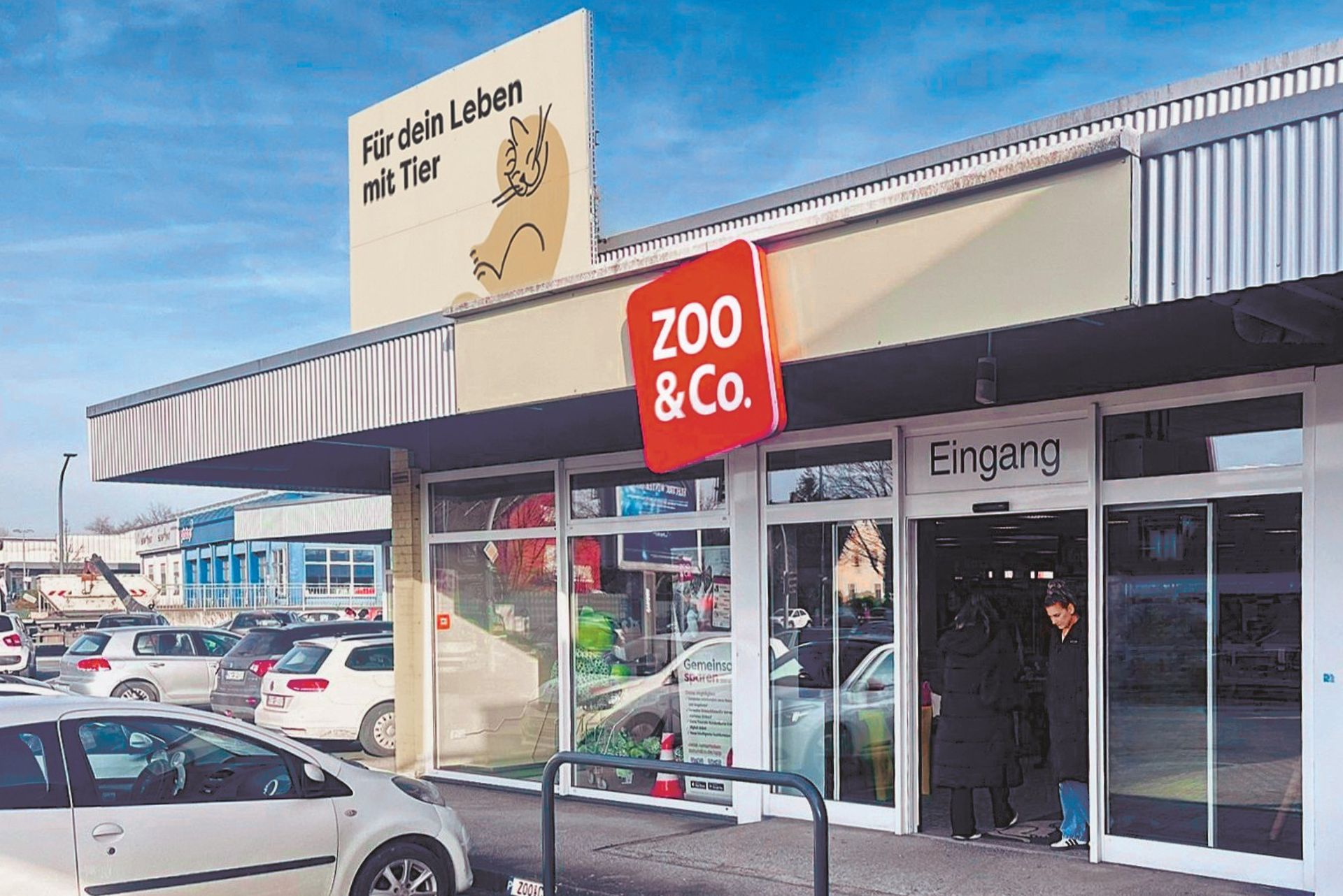 Eingang des ZOO & Co. Fachmarkts in Hamm
